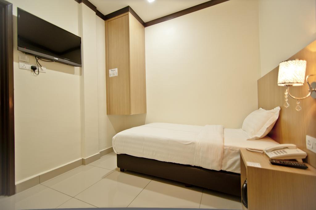 קלואנג Hotel Setia חדר תמונה