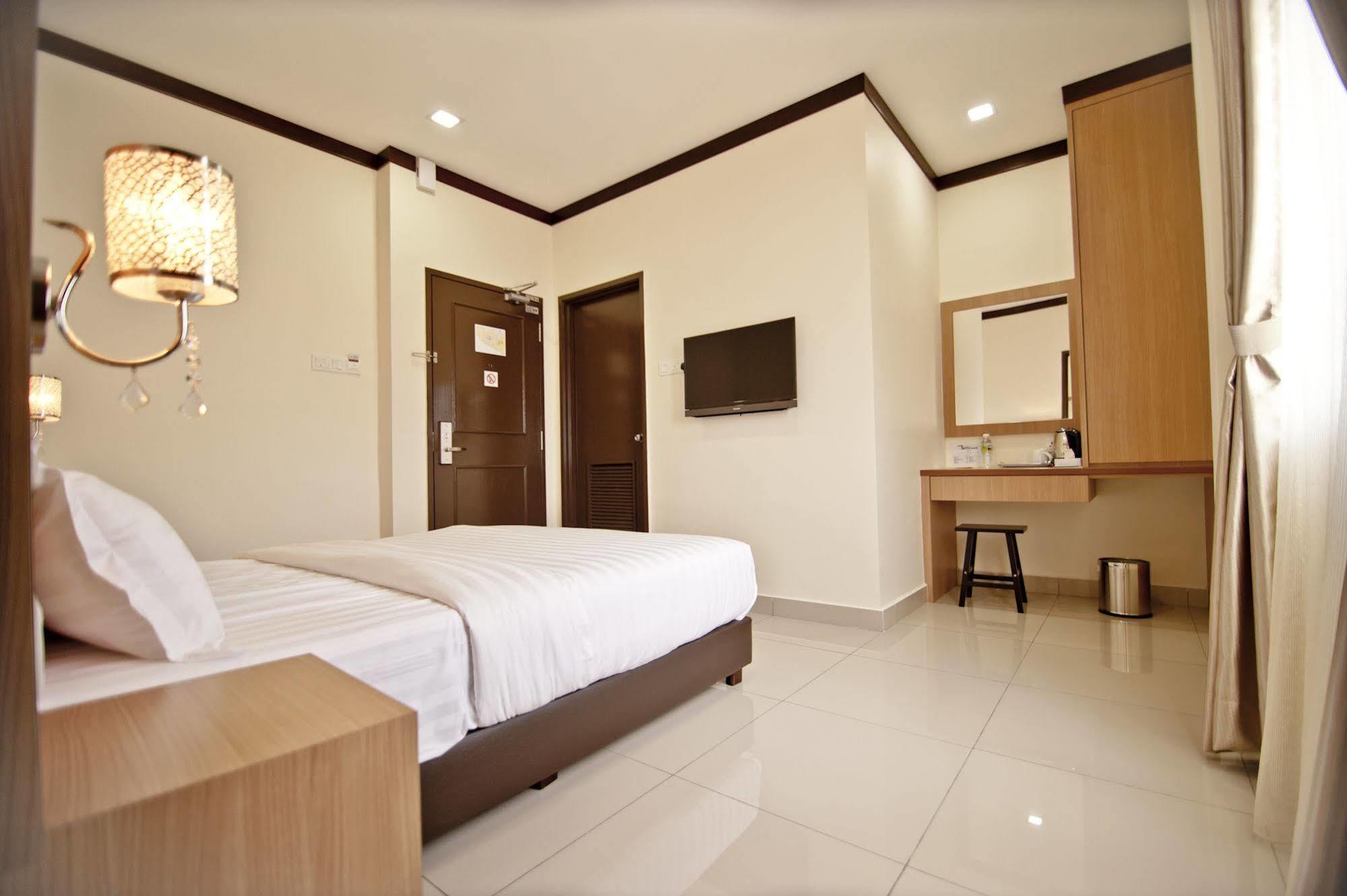 קלואנג Hotel Setia מראה חיצוני תמונה