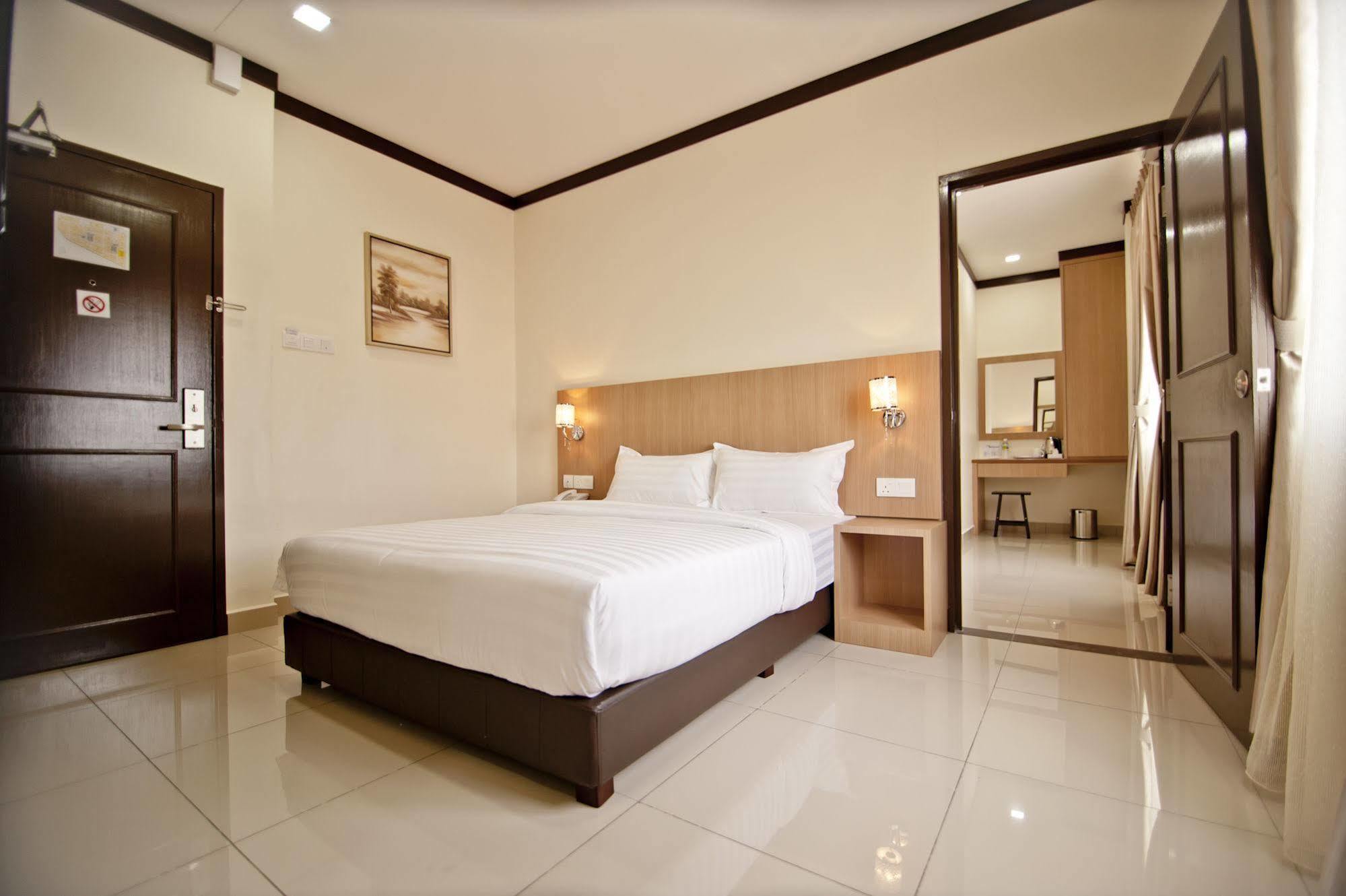 קלואנג Hotel Setia מראה חיצוני תמונה