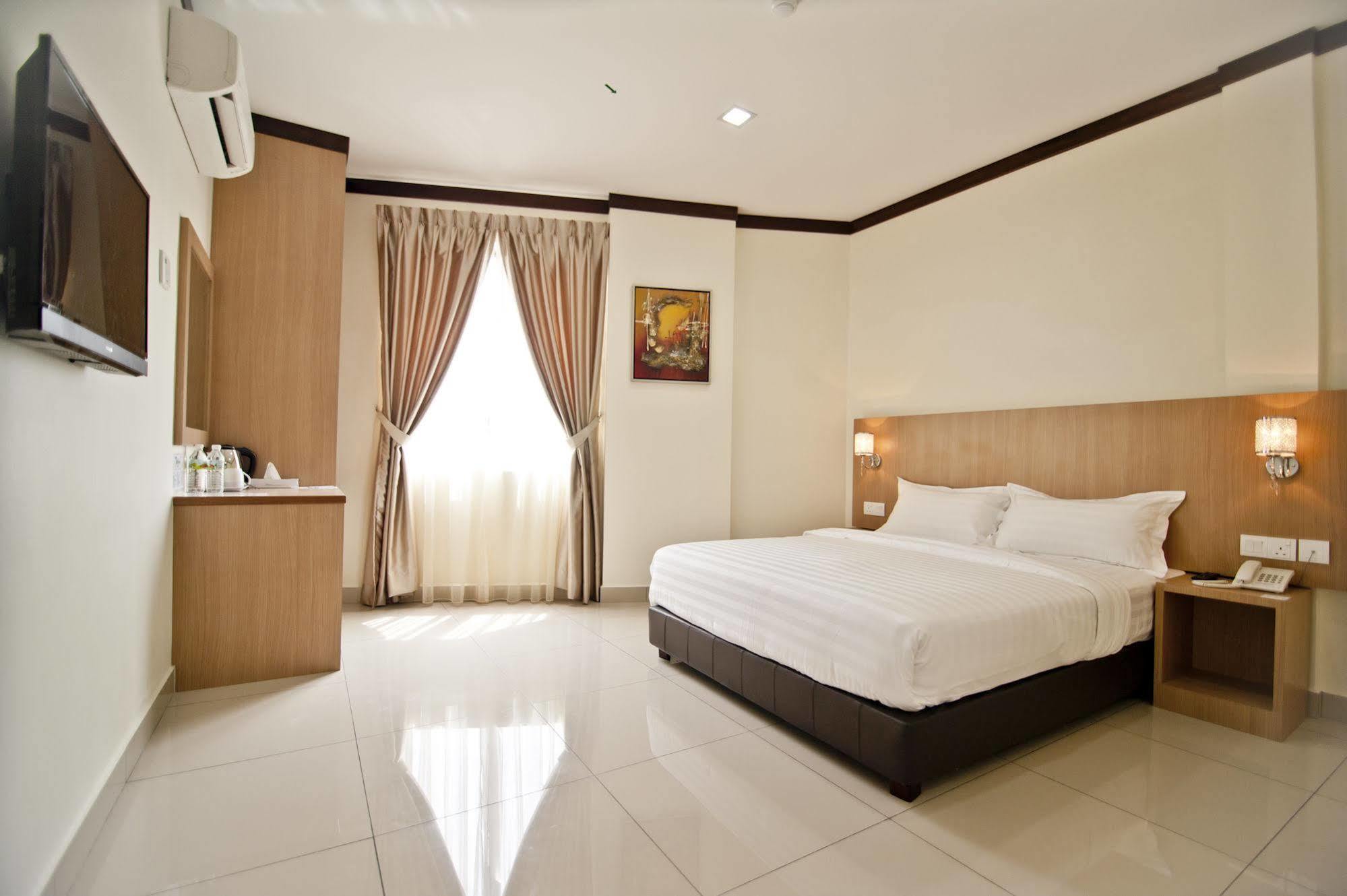 קלואנג Hotel Setia מראה חיצוני תמונה