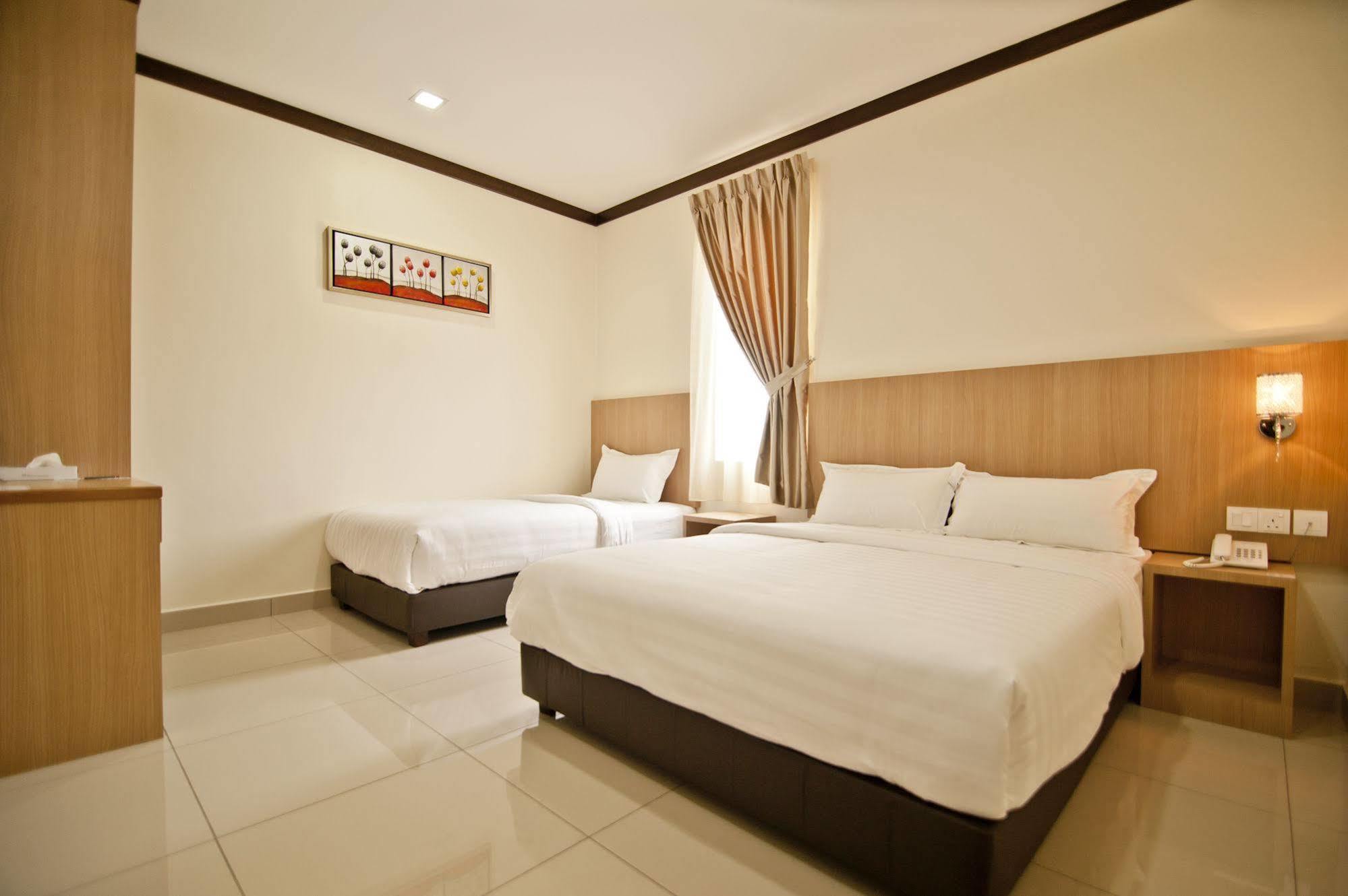 קלואנג Hotel Setia מראה חיצוני תמונה
