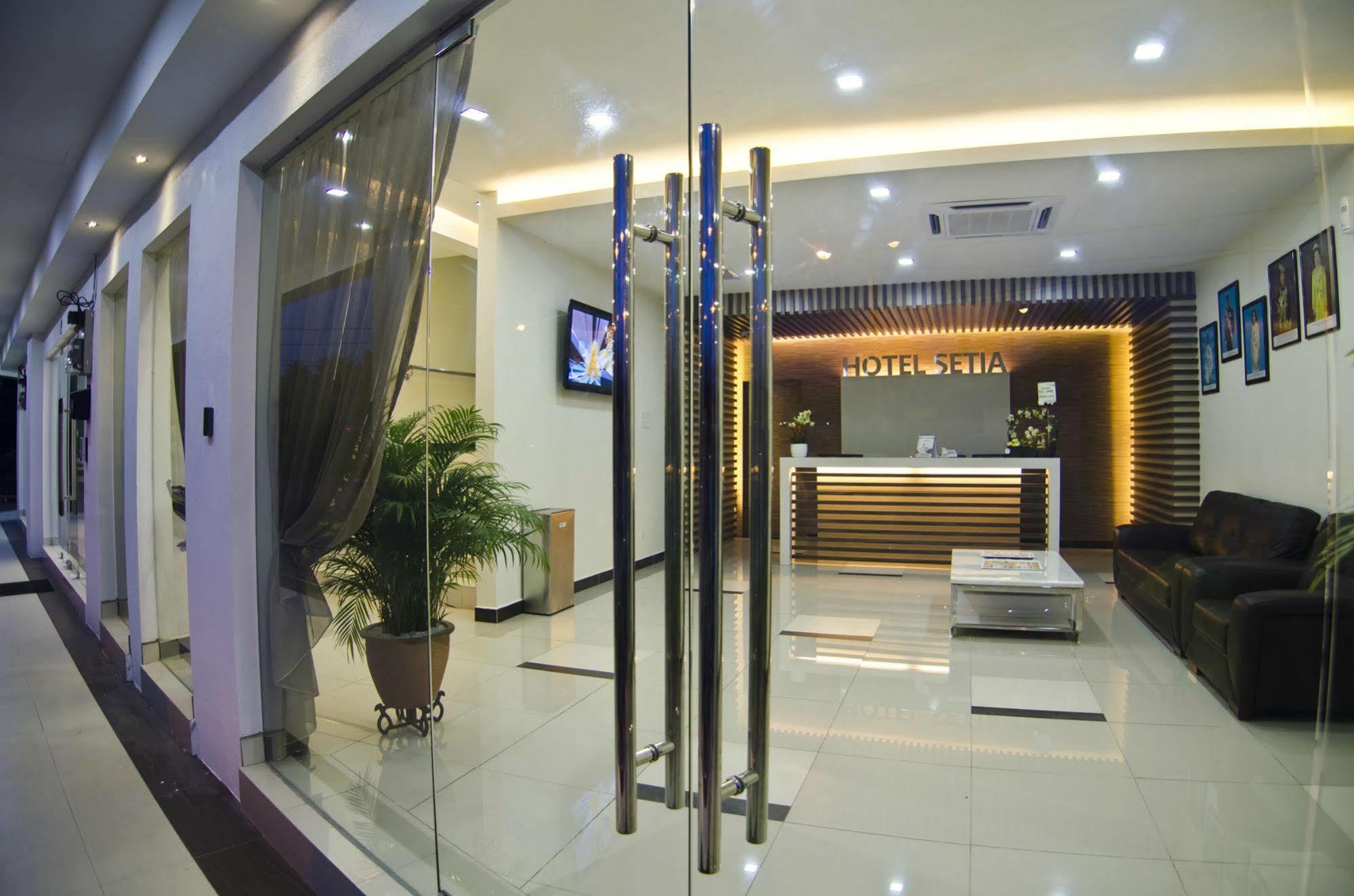 קלואנג Hotel Setia מראה חיצוני תמונה